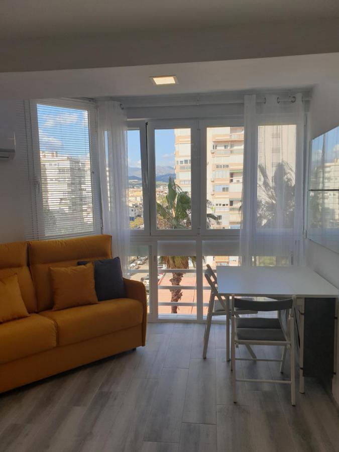 Estudio Amalfi Торре-дель-Мар Экстерьер фото